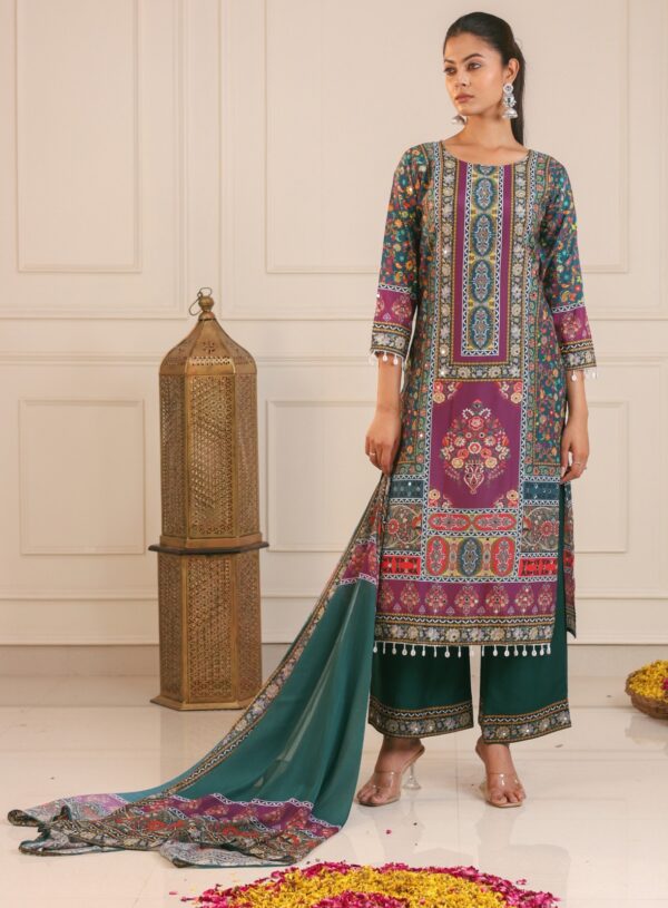 Kaneez Heavy Fancy Pakistani Suit with Dupatta Set