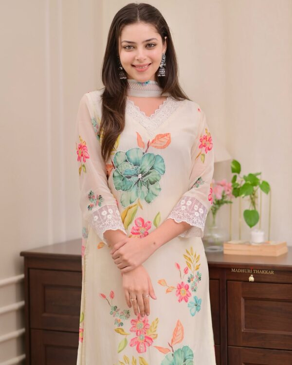 Reshmi Organza Suit Set with Handwork and Digital Print - Image 3