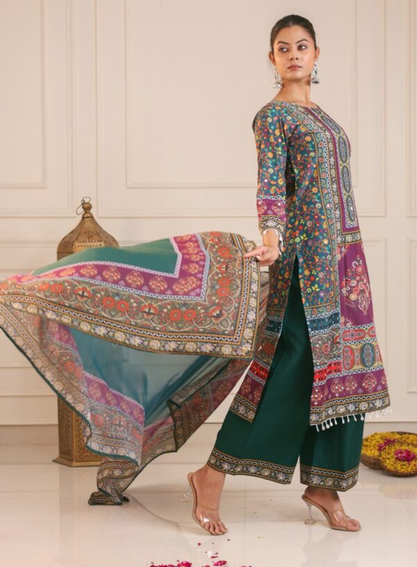 Kaneez Heavy Fancy Pakistani Suit with Dupatta Set - Image 5