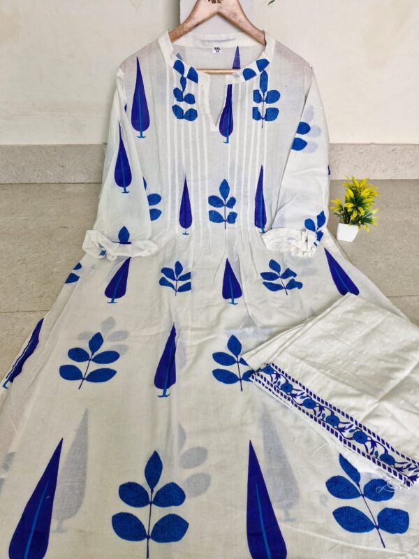 Blossom Bloom Flared Kurta - Image 6