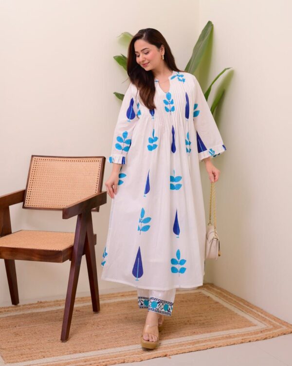 Blossom Bloom Flared Kurta - Image 8