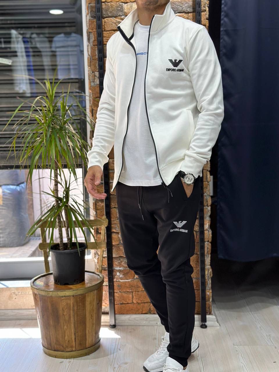 Tommy Hilfiger – Premium “Zipper + Lower” Winter Tracksuits | Full Warm Collection - Image 3