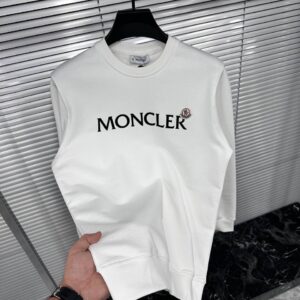 MONCLER-SWEAT-SHIRT